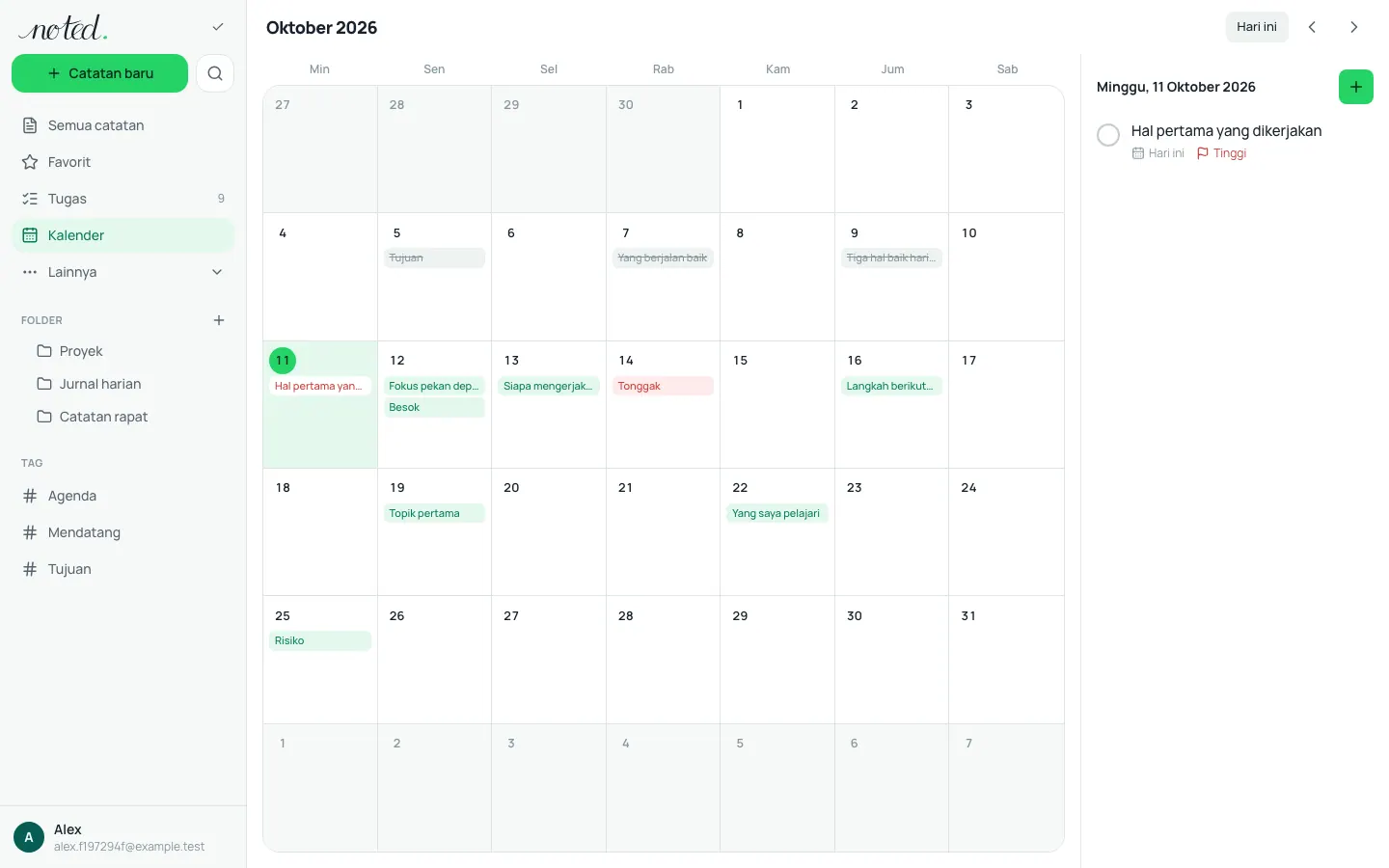 Kalender dengan tugas dan pengingat selama sebulan