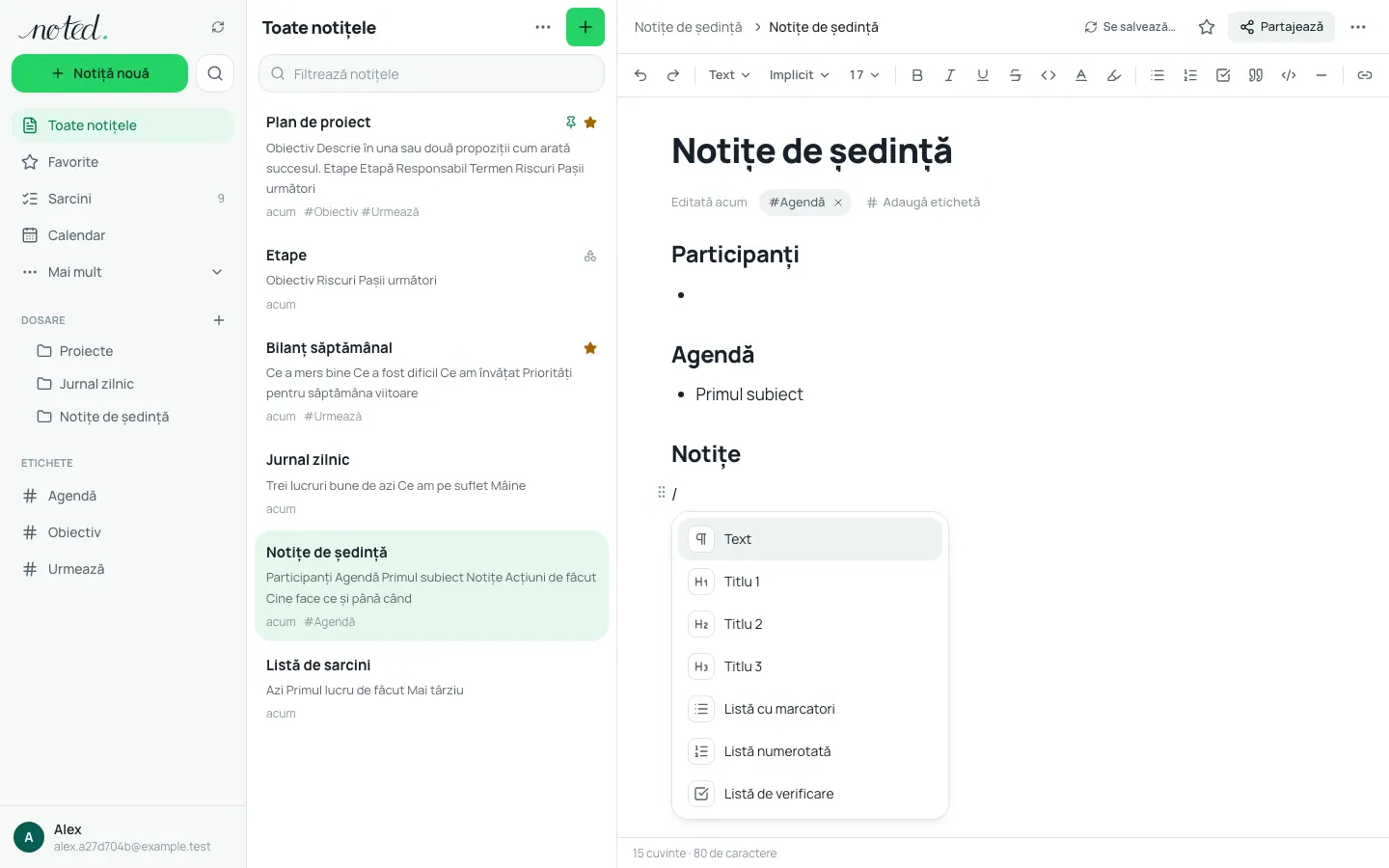 Meniul slash din editor, cu blocurile care pot fi inserate